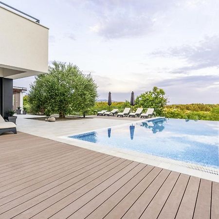 Villa Pedena In Sveta Katarina - Haus Fuer 8-10 Personen Benazici Dış mekan fotoğraf