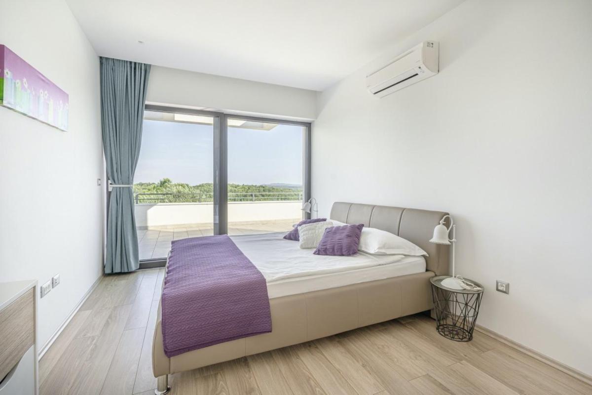 Villa Pedena In Sveta Katarina - Haus Fuer 8-10 Personen Benazici Dış mekan fotoğraf